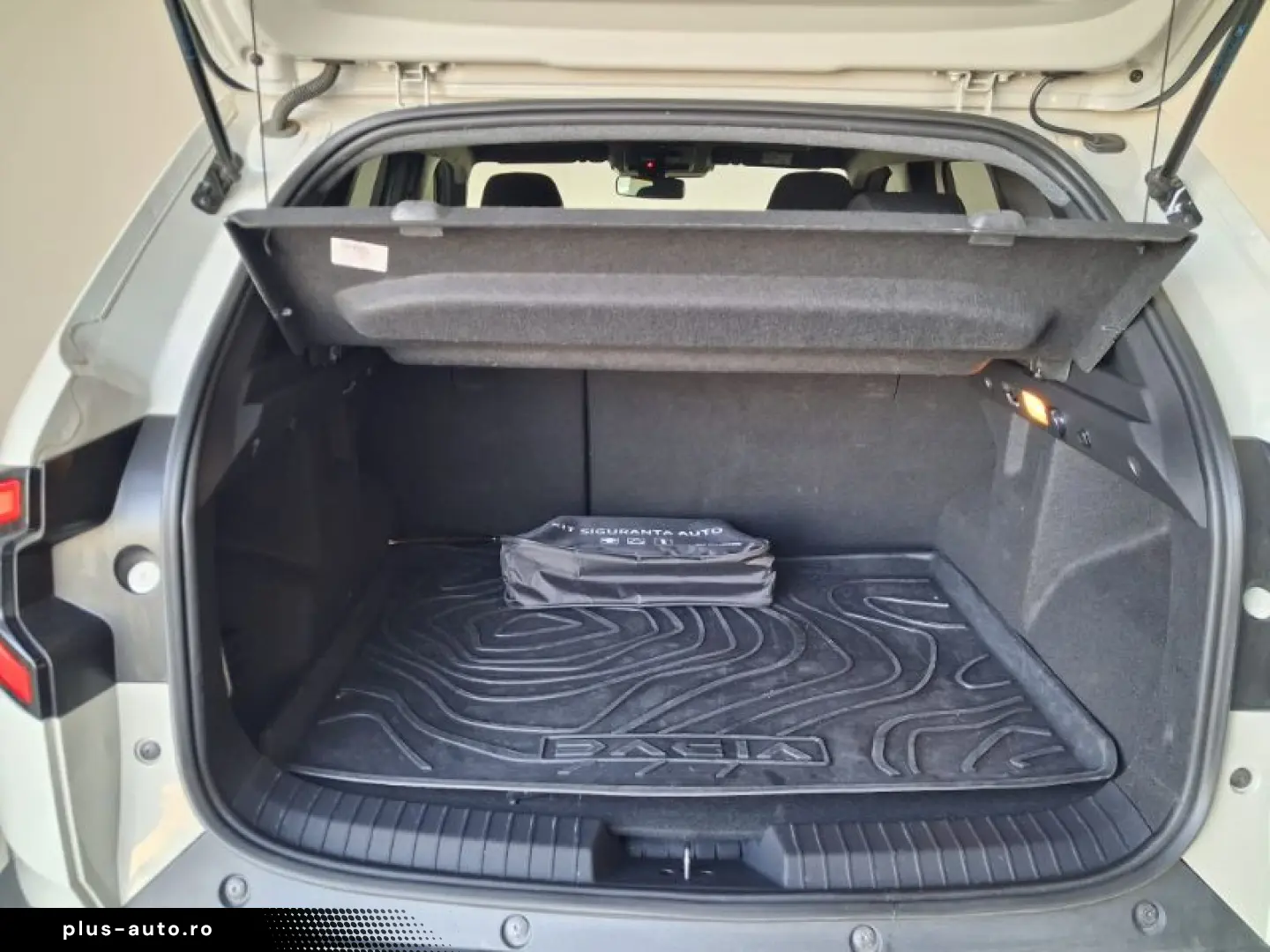 DACIA DUSTER 1.2 TCe MHEV 130CP Extreme 4X4