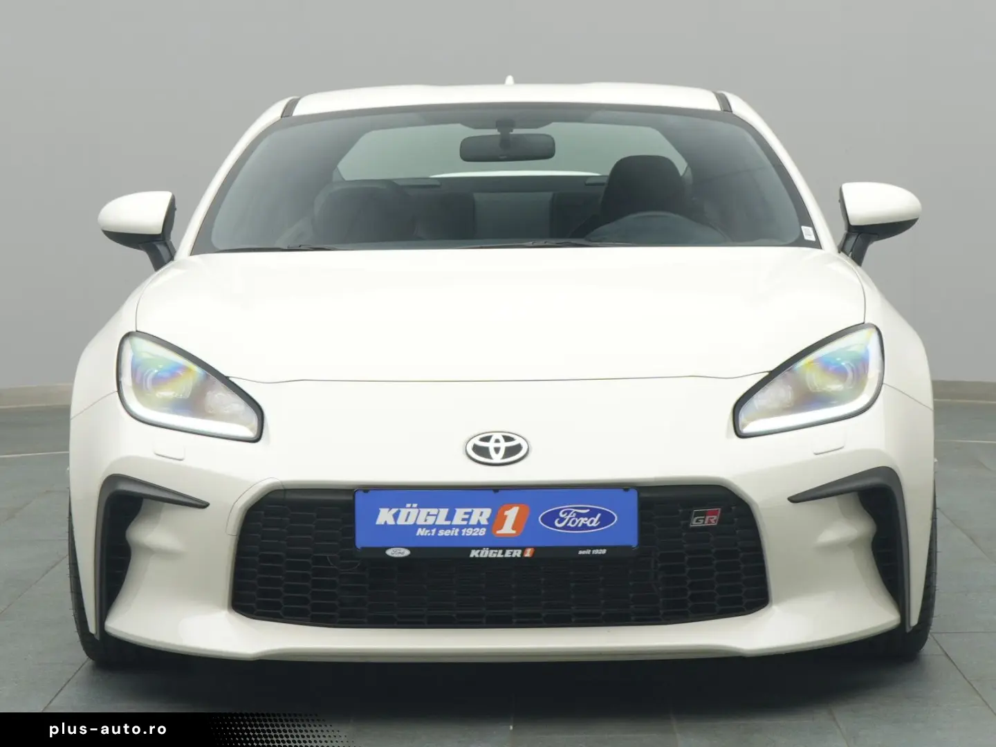 TOYOTA GR 86 234PS KW-Fahrwerk LED BLIS PDC