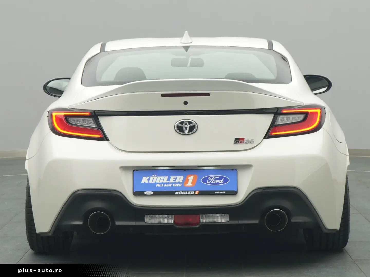 TOYOTA GR 86 234PS KW-Fahrwerk LED BLIS PDC