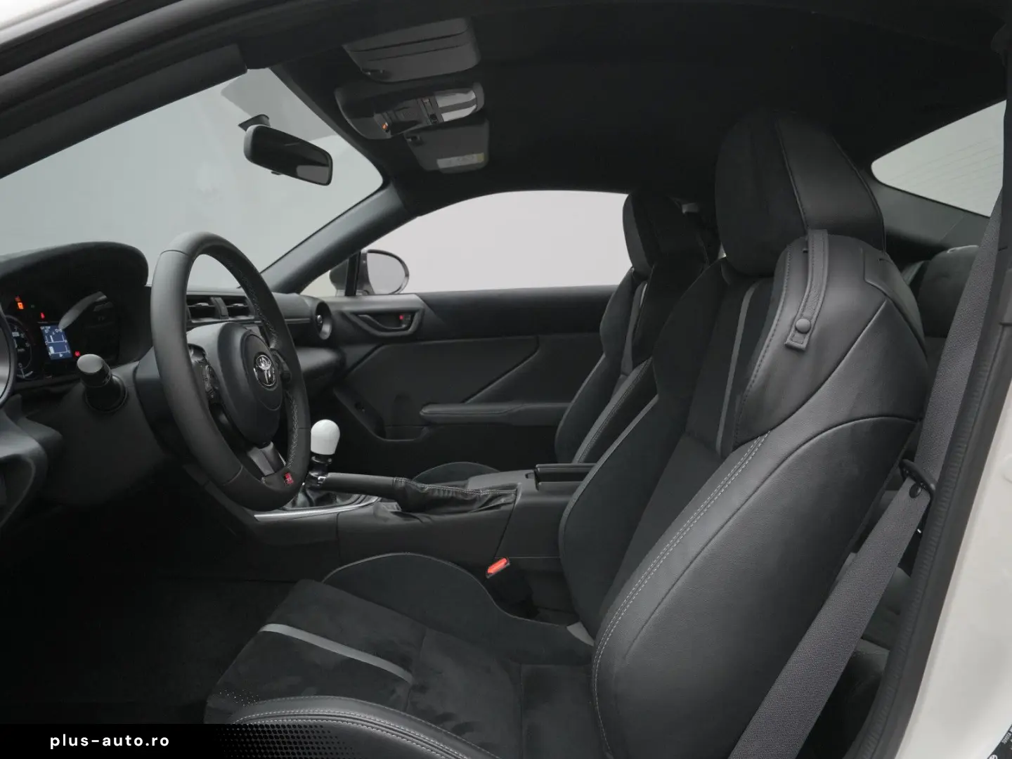 TOYOTA GR 86 234PS KW-Fahrwerk LED BLIS PDC