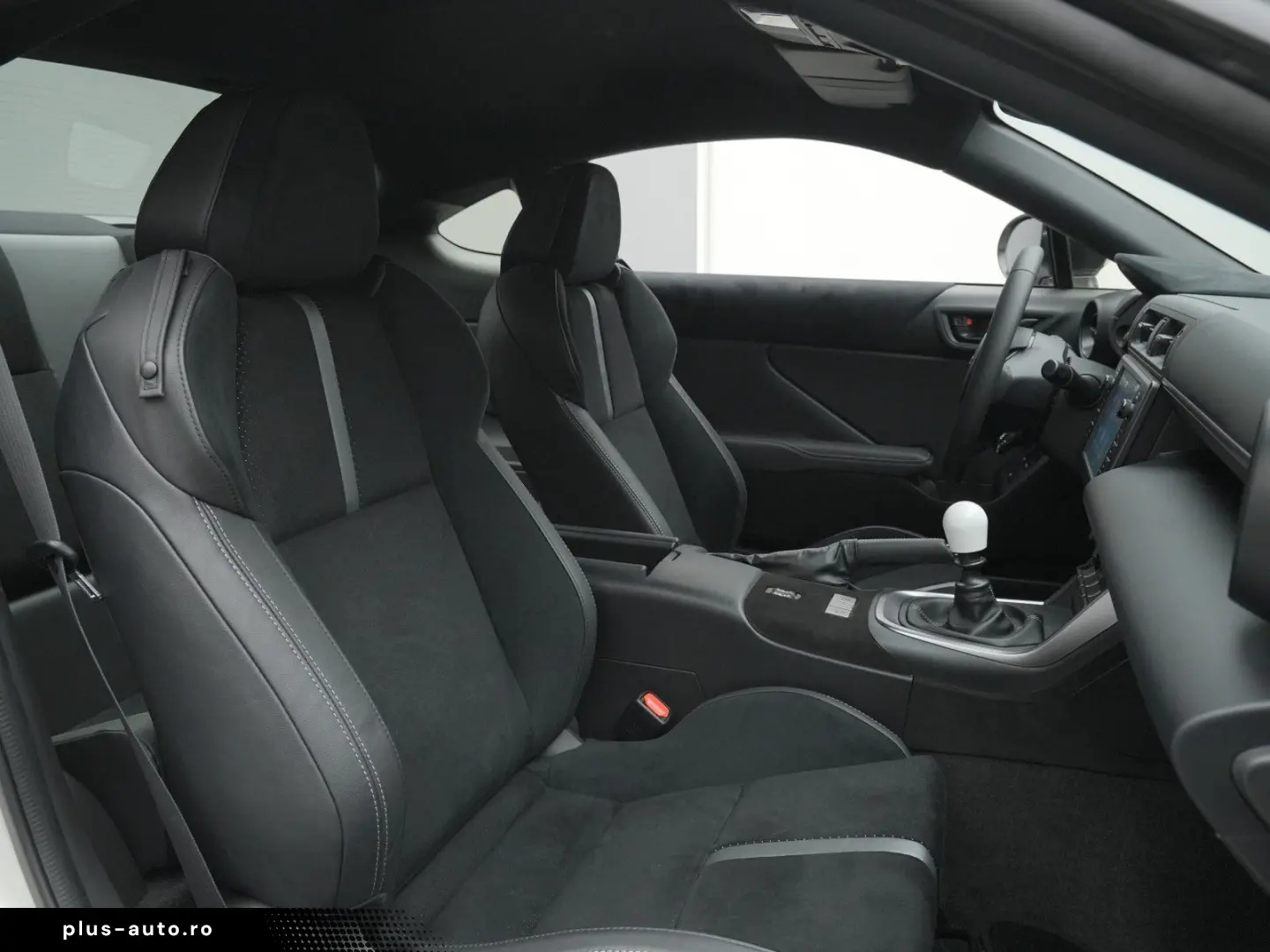 TOYOTA GR 86 234PS KW-Fahrwerk LED BLIS PDC