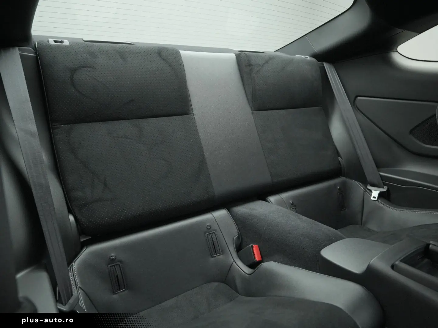 TOYOTA GR 86 234PS KW-Fahrwerk LED BLIS PDC