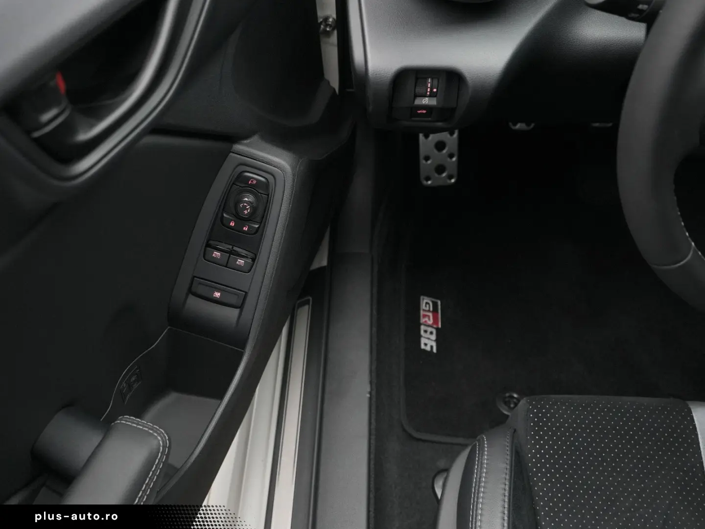 TOYOTA GR 86 234PS KW-Fahrwerk LED BLIS PDC