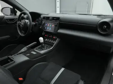 TOYOTA GR 86 234PS KW-Fahrwerk LED BLIS PDC