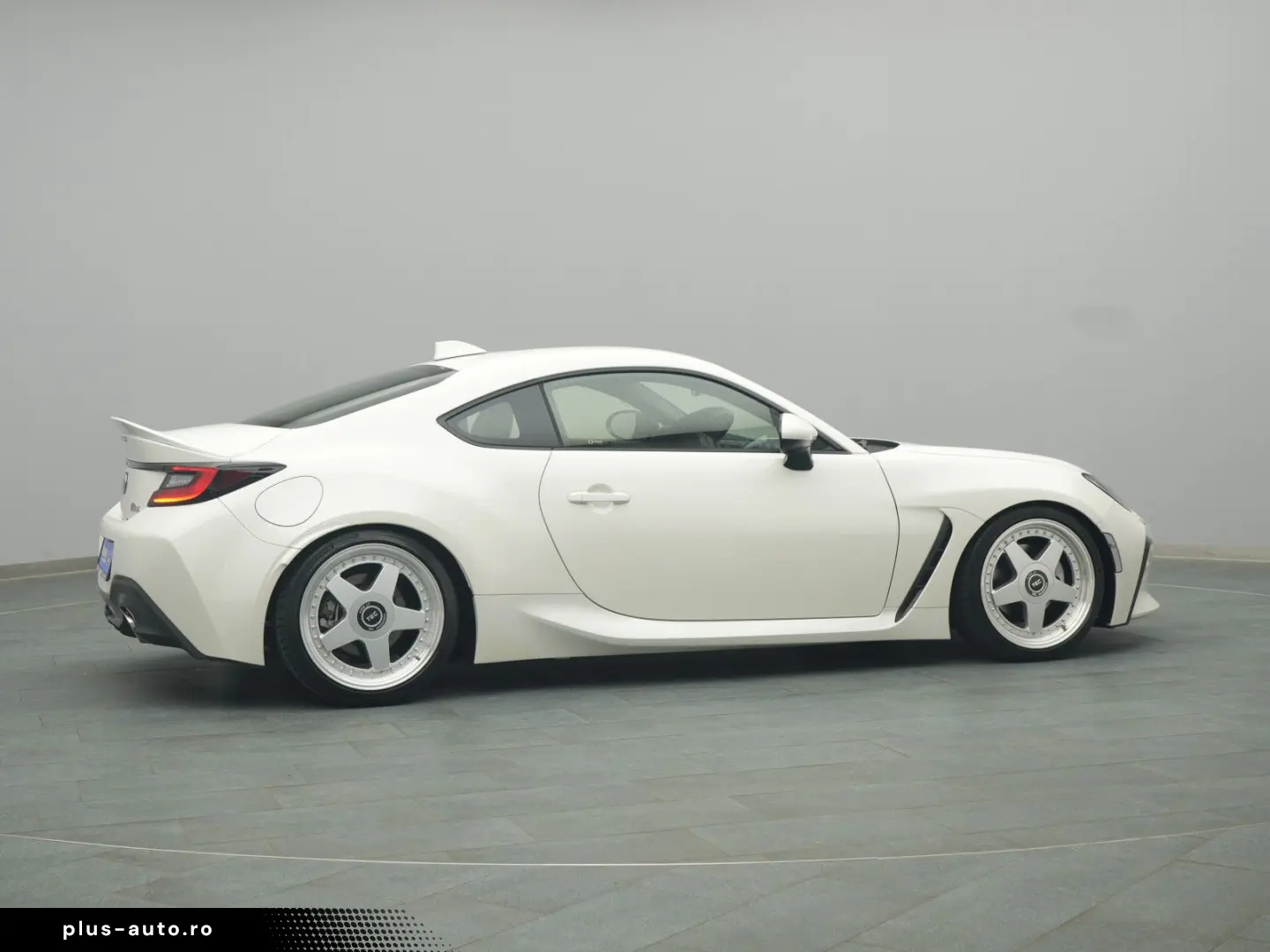 TOYOTA GR 86 234PS KW-Fahrwerk LED BLIS PDC