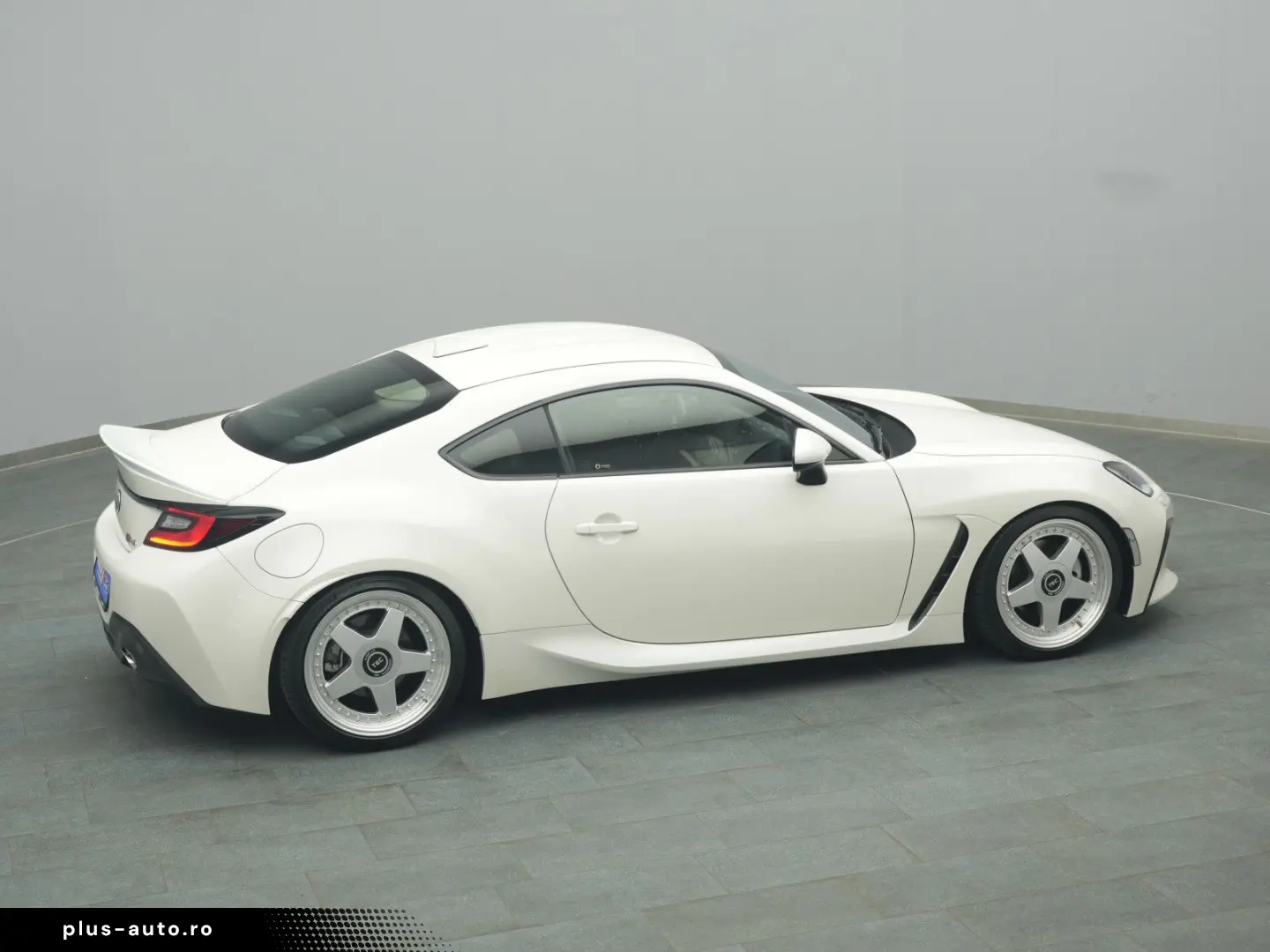 TOYOTA GR 86 234PS KW-Fahrwerk LED BLIS PDC