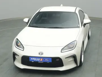 TOYOTA GR 86 234PS KW-Fahrwerk LED BLIS PDC