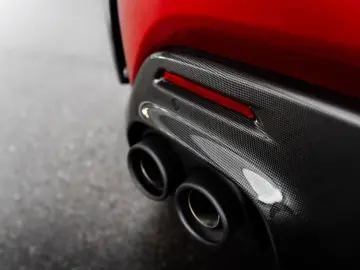 Ferrari Purosangue 6.5L V12 725hp 2026