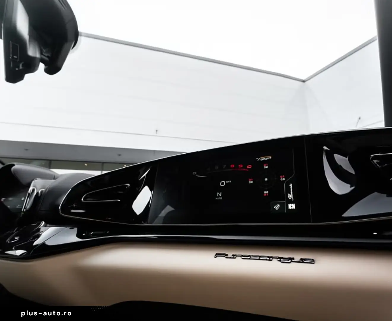 Ferrari Purosangue 6.5L V12 725hp 2026