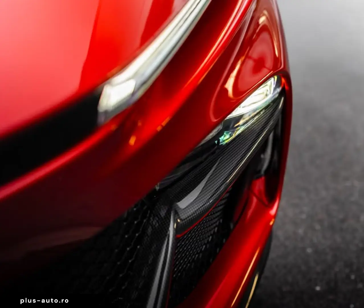 Ferrari Purosangue 6.5L V12 725hp 2026