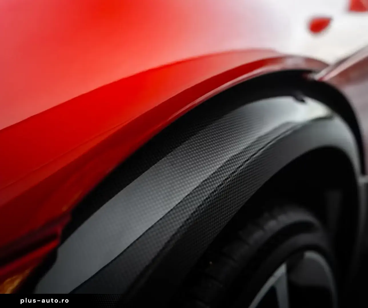 Ferrari Purosangue 6.5L V12 725hp 2026