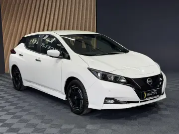 NISSAN Leaf 40 kWh Acenta Limousine