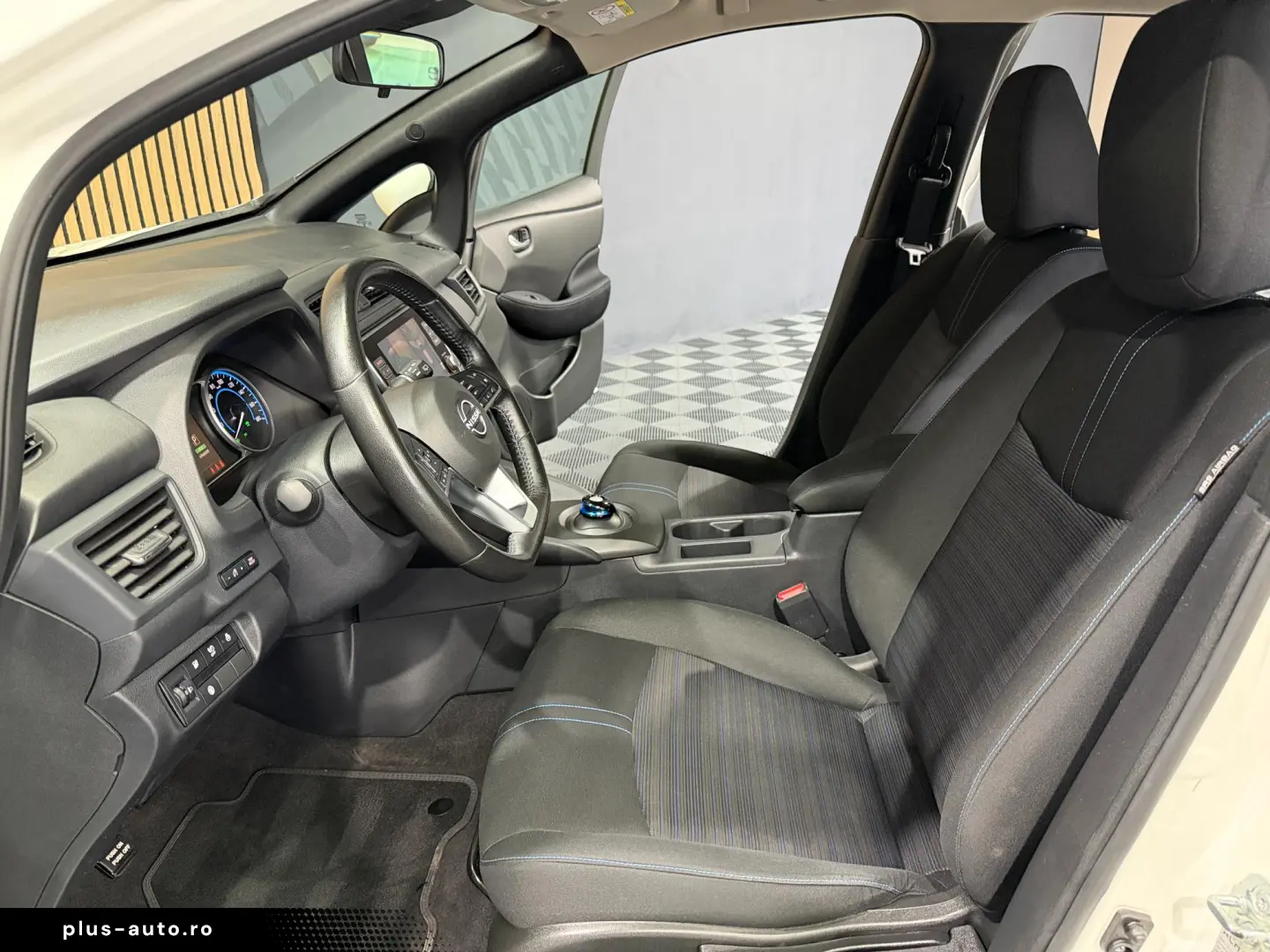 NISSAN Leaf 40 kWh Acenta Limousine