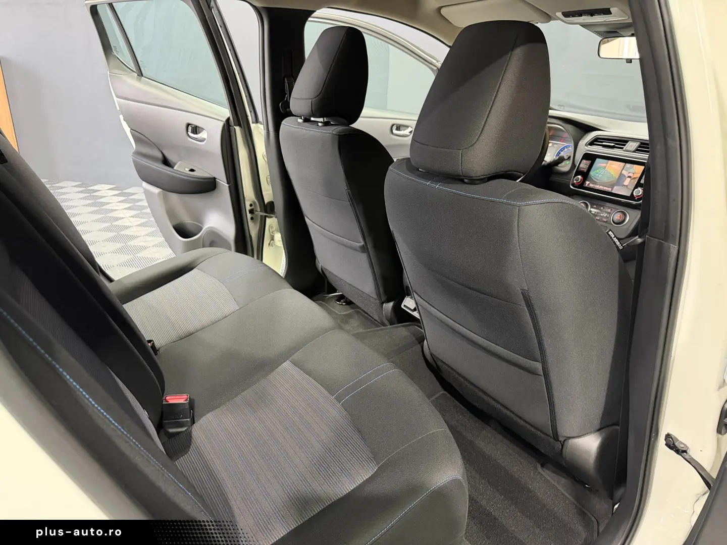 NISSAN Leaf 40 kWh Acenta Limousine