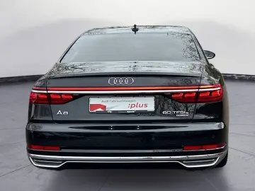 AUDI A8 60 TFSIe quattro Matrix Pano Head-up B&O Assi