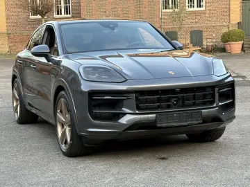 PORSCHE Cayenne E-Hybrid Coupe SPORTDESIGN-PAKET 22 ZOLL
