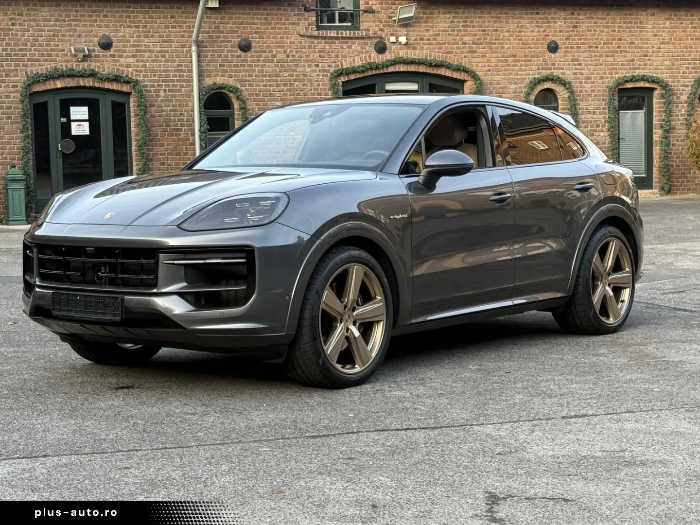 PORSCHE Cayenne E-Hybrid Coupe SPORTDESIGN-PAKET 22 ZOLL