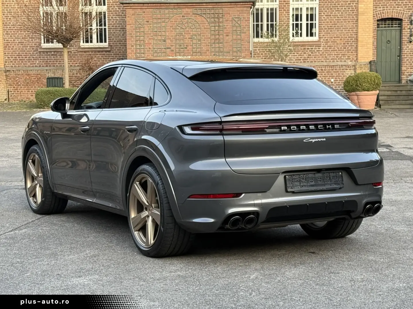 PORSCHE Cayenne E-Hybrid Coupe SPORTDESIGN-PAKET 22 ZOLL