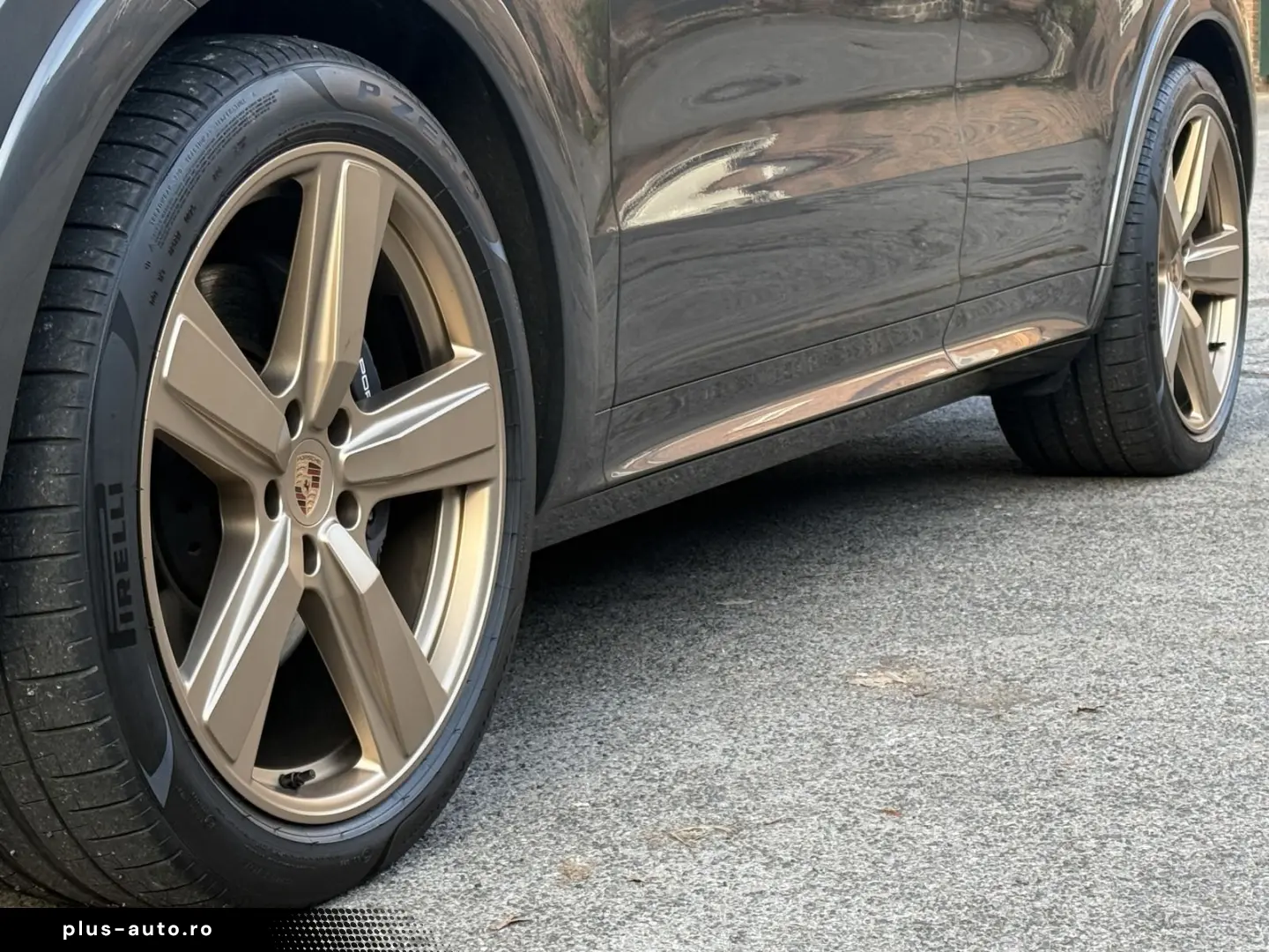 PORSCHE Cayenne E-Hybrid Coupe SPORTDESIGN-PAKET 22 ZOLL