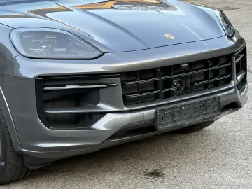 PORSCHE Cayenne E-Hybrid Coupe SPORTDESIGN-PAKET 22 ZOLL