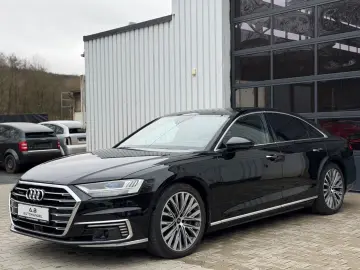 AUDI A8 60 TFSI e quattro PANO HeadUp LUFT 360