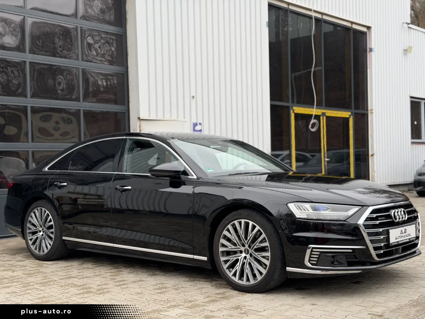 AUDI A8 60 TFSI e quattro PANO HeadUp LUFT 360