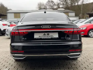 AUDI A8 60 TFSI e quattro PANO HeadUp LUFT 360