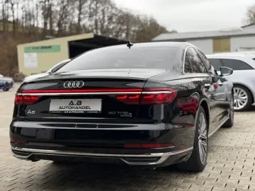 AUDI A8 60 TFSI e quattro PANO HeadUp LUFT 360
