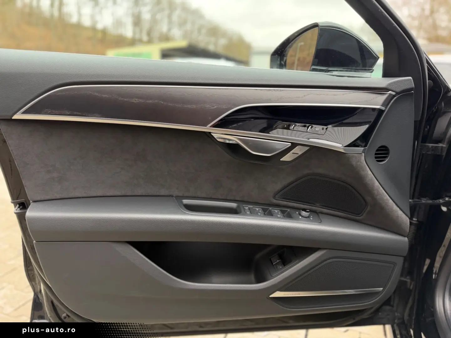 AUDI A8 60 TFSI e quattro PANO HeadUp LUFT 360