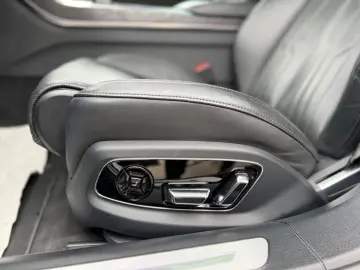 AUDI A8 60 TFSI e quattro PANO HeadUp LUFT 360