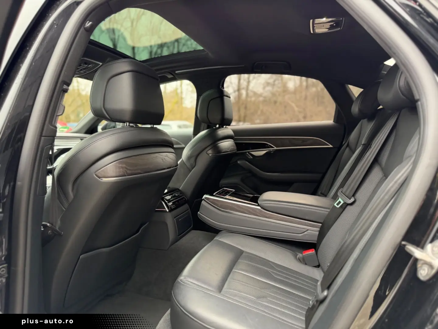 AUDI A8 60 TFSI e quattro PANO HeadUp LUFT 360