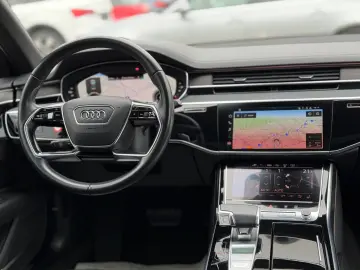 AUDI A8 60 TFSI e quattro PANO HeadUp LUFT 360
