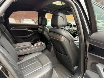 AUDI A8 60 TFSI e quattro PANO HeadUp LUFT 360