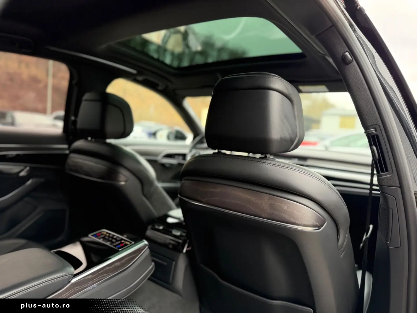 AUDI A8 60 TFSI e quattro PANO HeadUp LUFT 360