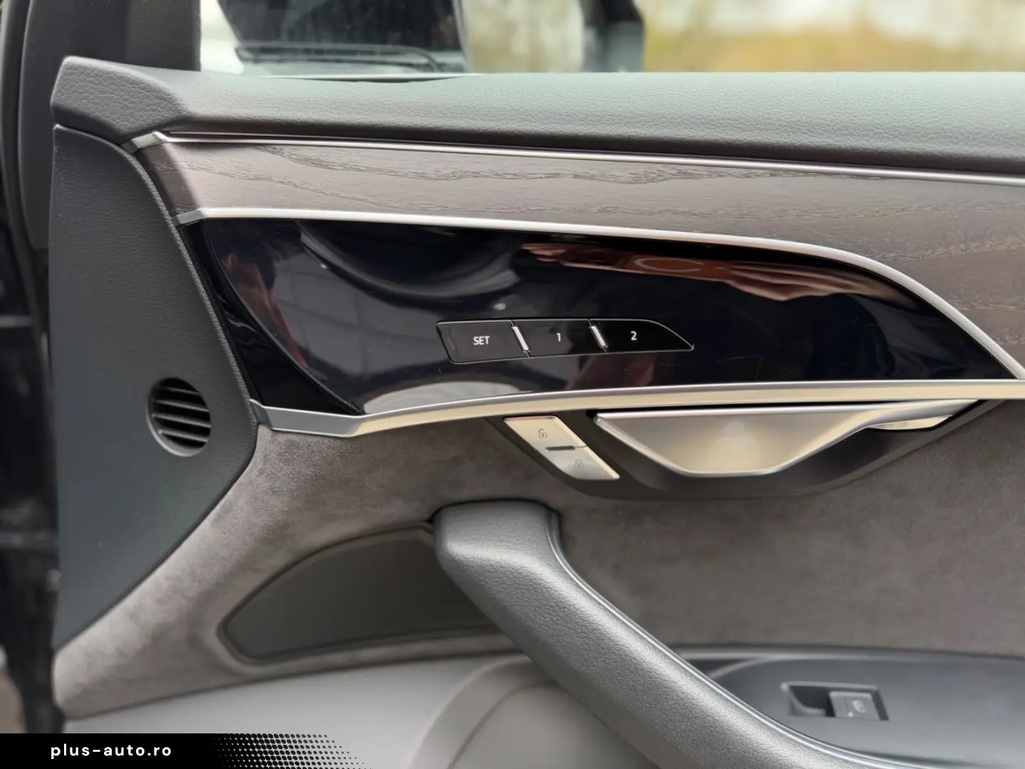 AUDI A8 60 TFSI e quattro PANO HeadUp LUFT 360