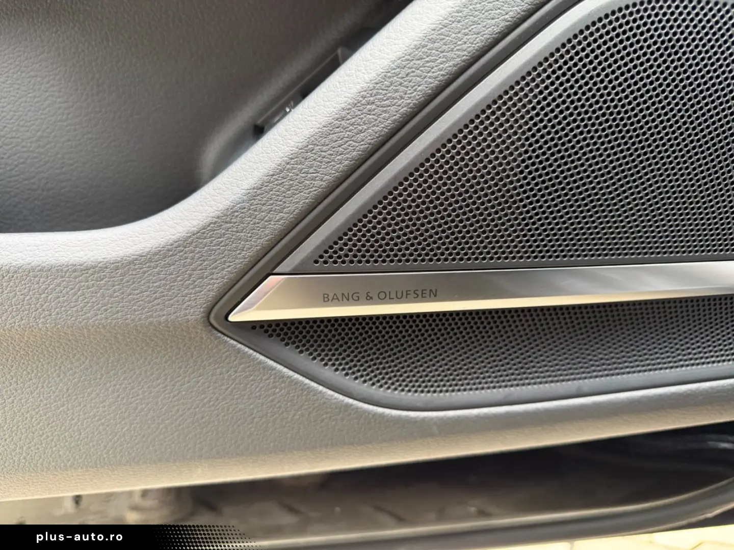 AUDI A8 60 TFSI e quattro PANO HeadUp LUFT 360