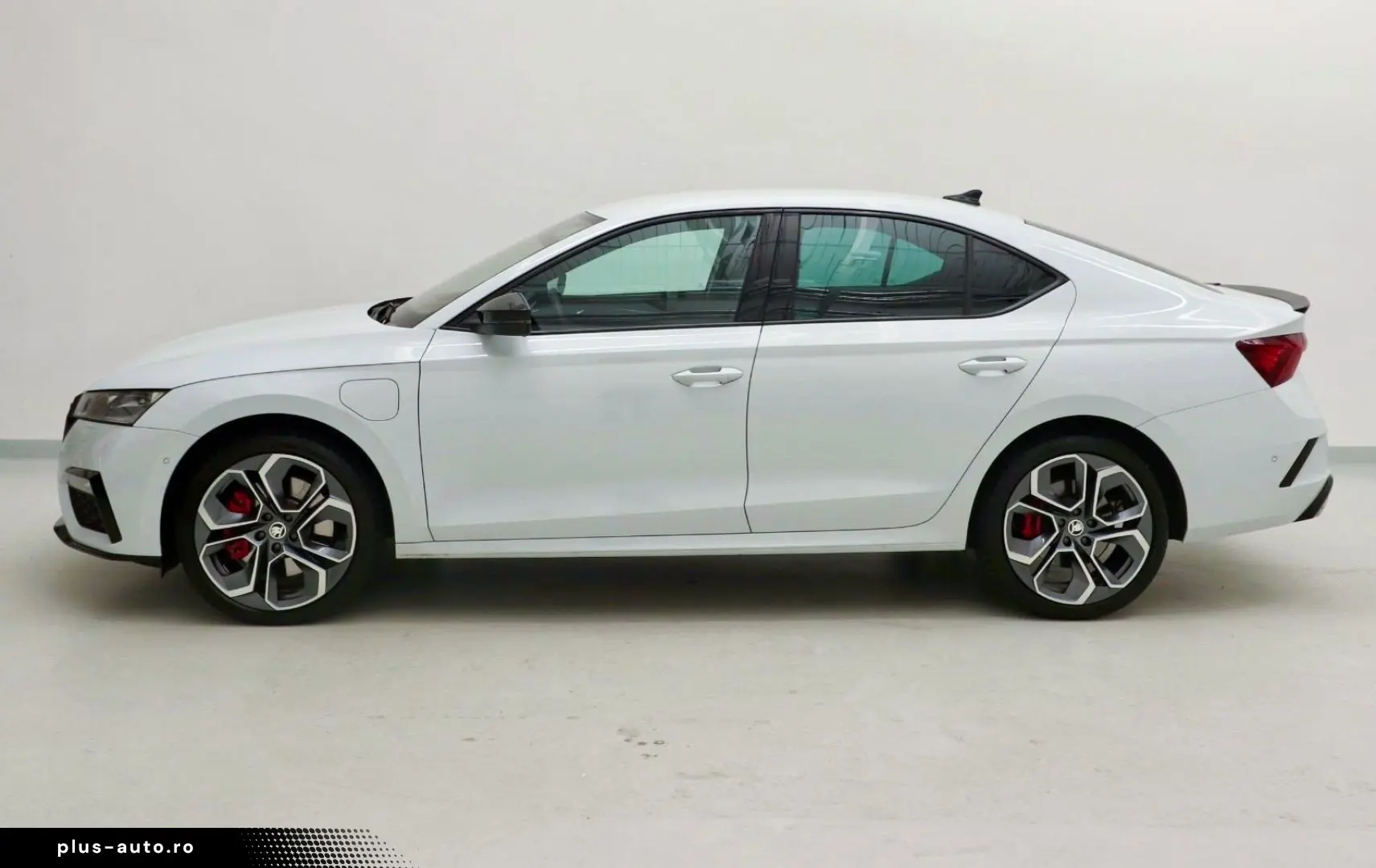 SKODA Octavia RS iV 245PS STHZ HEAD UP