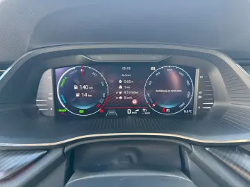 SKODA Octavia RS iV 245PS STHZ HEAD UP