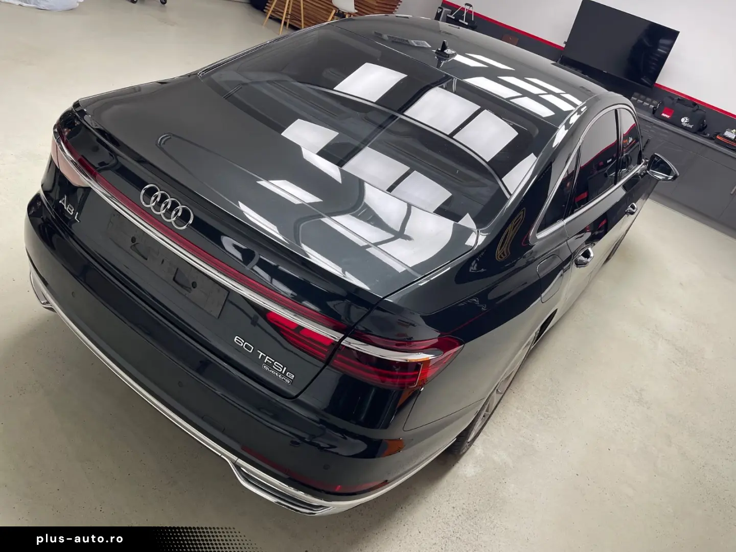 AUDI A8 60 TFSI Lang Fond Matrix B&O Head-UP Massage