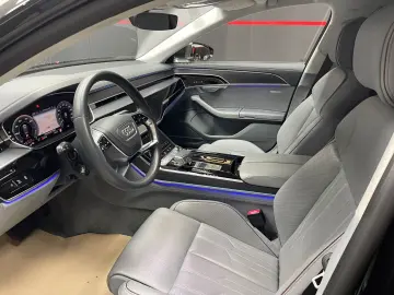 AUDI A8 60 TFSI Lang Fond Matrix B&O Head-UP Massage