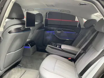 AUDI A8 60 TFSI Lang Fond Matrix B&O Head-UP Massage