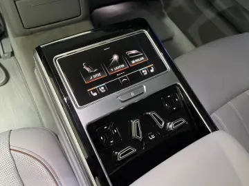 AUDI A8 60 TFSI Lang Fond Matrix B&O Head-UP Massage