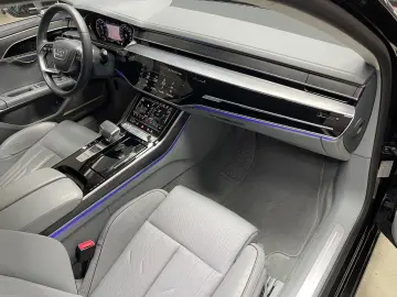 AUDI A8 60 TFSI Lang Fond Matrix B&O Head-UP Massage