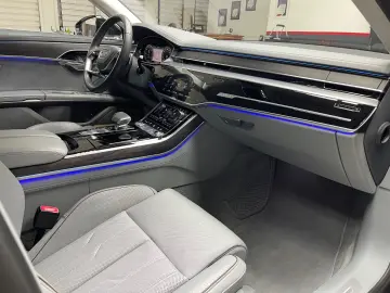 AUDI A8 60 TFSI Lang Fond Matrix B&O Head-UP Massage
