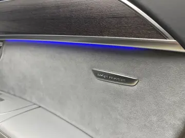 AUDI A8 60 TFSI Lang Fond Matrix B&O Head-UP Massage