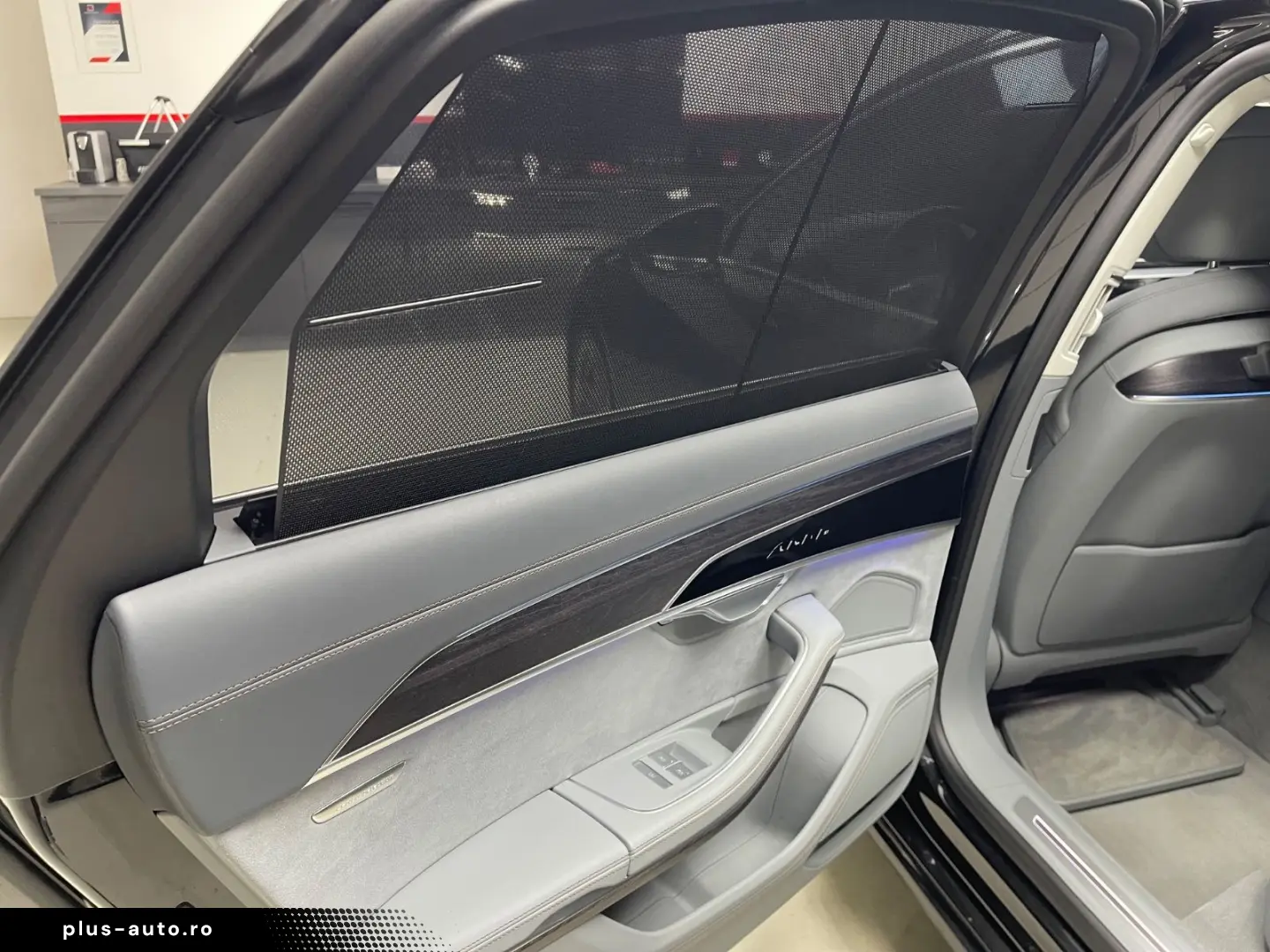 AUDI A8 60 TFSI Lang Fond Matrix B&O Head-UP Massage