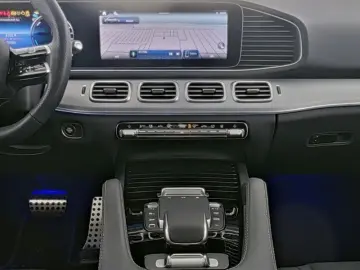 MERCEDES-BENZ GLE 400 e 4M AMG NIGHT MULTIBEAM PANO AHK BURM