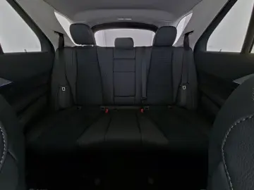 MERCEDES-BENZ GLE 400 e 4M AMG NIGHT MULTIBEAM PANO AHK BURM