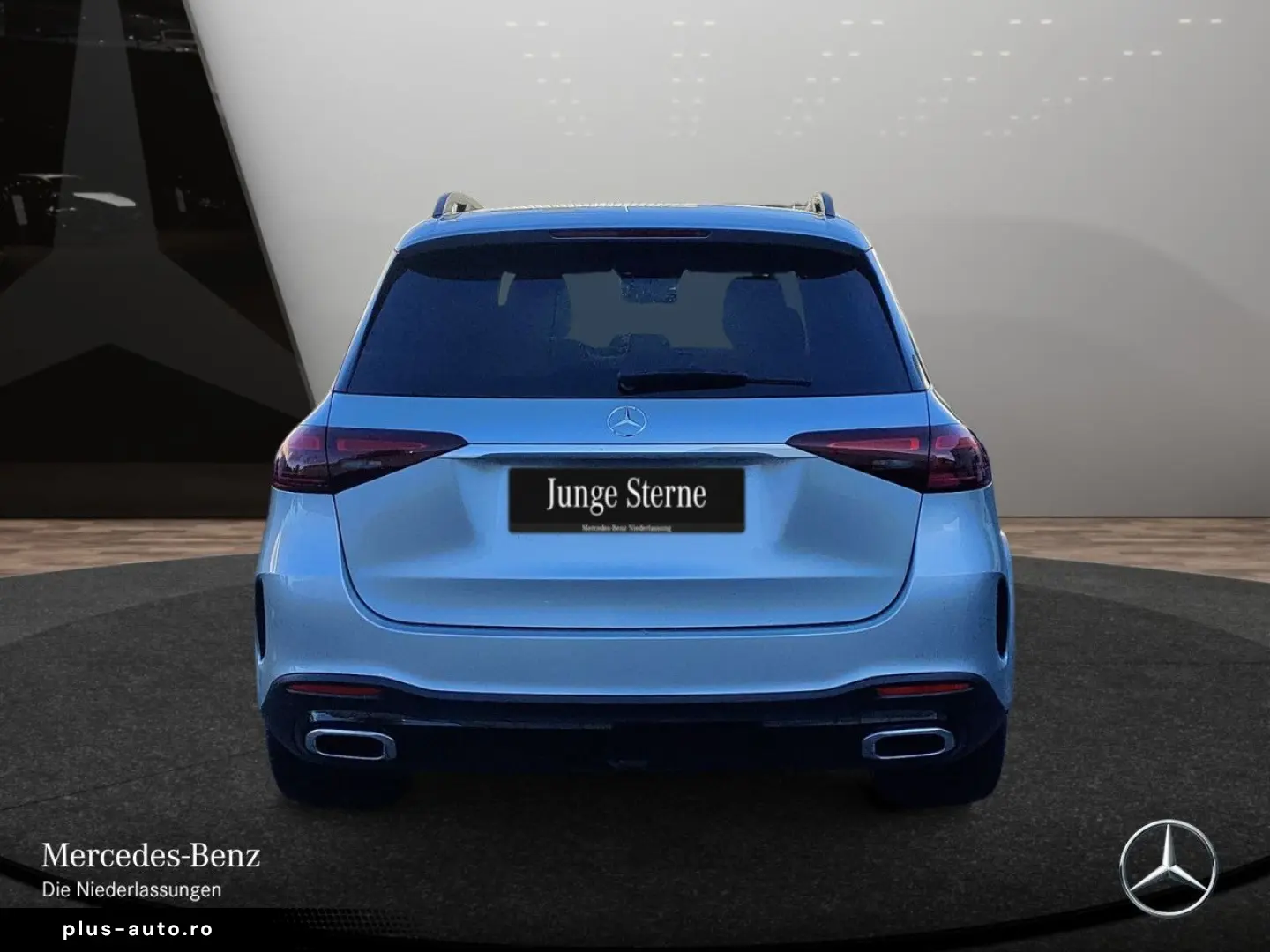 MERCEDES-BENZ GLE450 AMG Premium Pano Night 21  Burm Distr