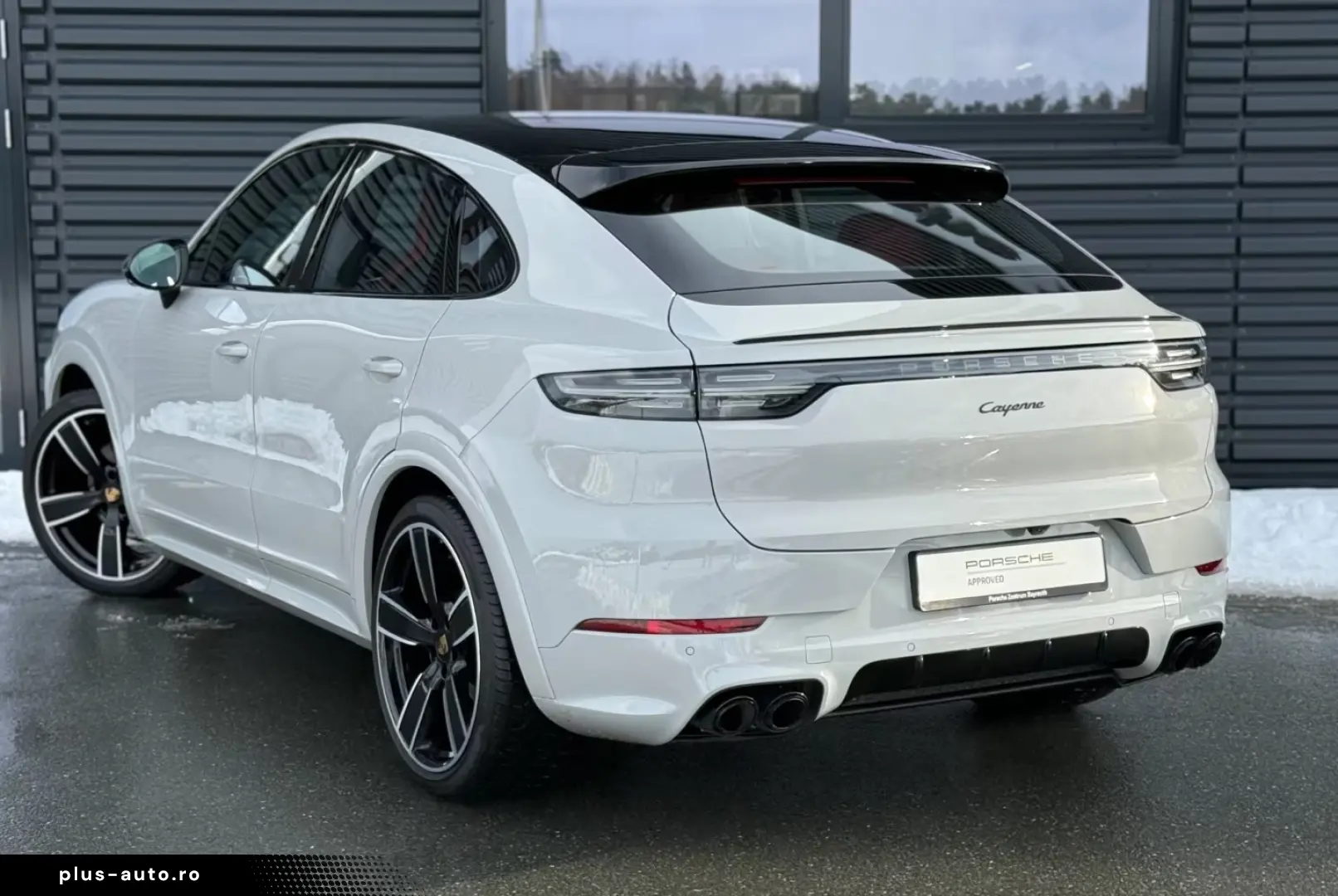 PORSCHE Cayenne Coupe Platinum Edition INNO HAL SPORTABG